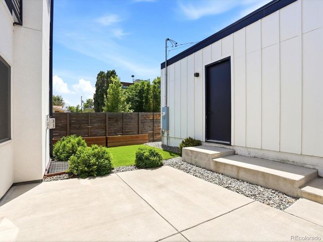 1901 W 36th Ave, Denver, CO 80211