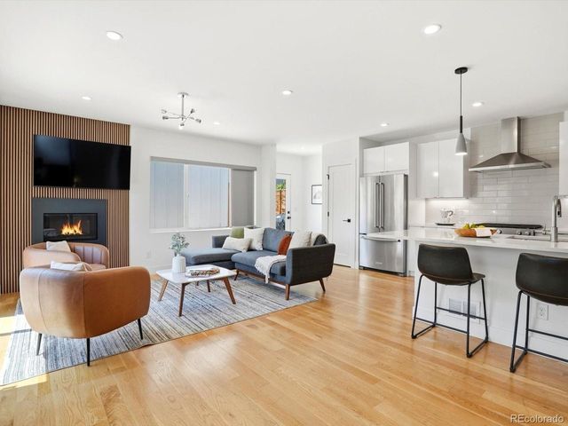 1901 W 36th Ave, Denver, CO 80211