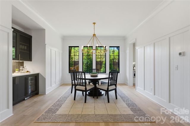 7005 Chateau Bordeaux Lane, Charlotte, NC 28270