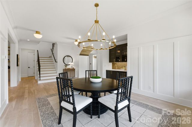 7005 Chateau Bordeaux Lane, Charlotte, NC 28270