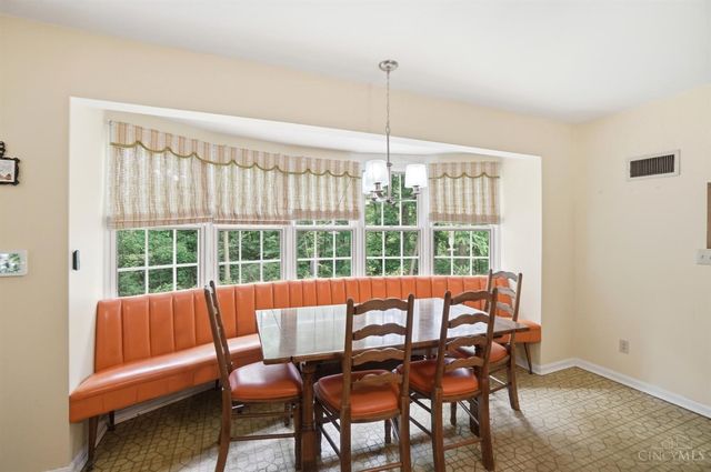 4 Beechurst Woods Lane, Green Twp, OH 45233