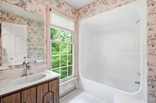 4 Beechurst Woods Lane, Green Twp, OH 45233