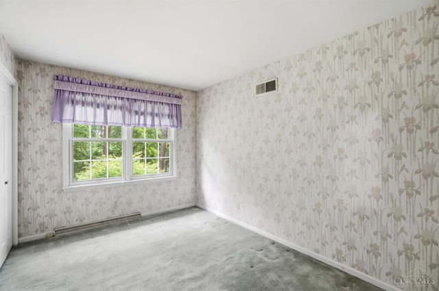 4 Beechurst Woods Lane, Green Twp, OH 45233