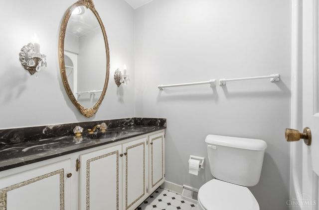 4 Beechurst Woods Lane, Green Twp, OH 45233