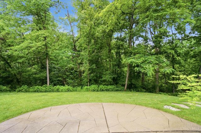 4 Beechurst Woods Lane, Green Twp, OH 45233