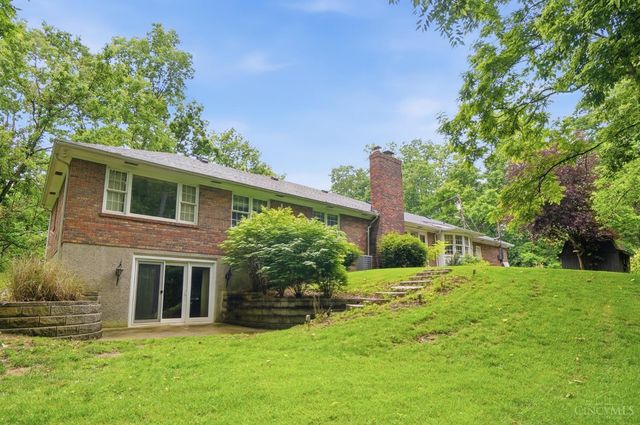 4 Beechurst Woods Lane, Green Twp, OH 45233