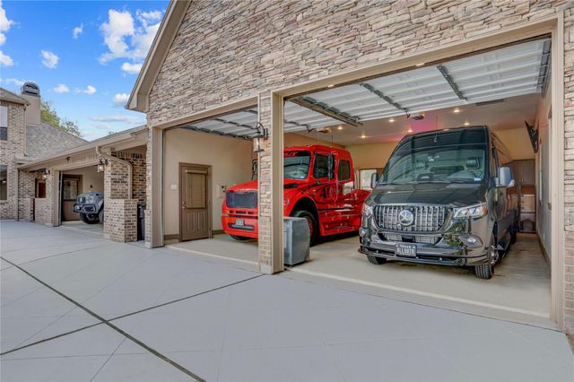 2743 Cavallo Pass, Richmond, TX 77406
