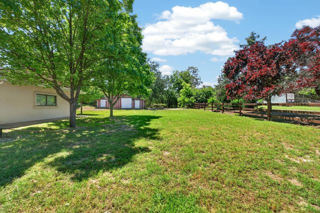 9490 Golden Gate Ave, Orangevale, CA 95662