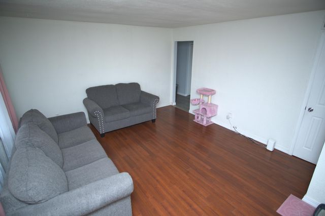 421 Sandalwood Drive, Valparaiso, IN 46385