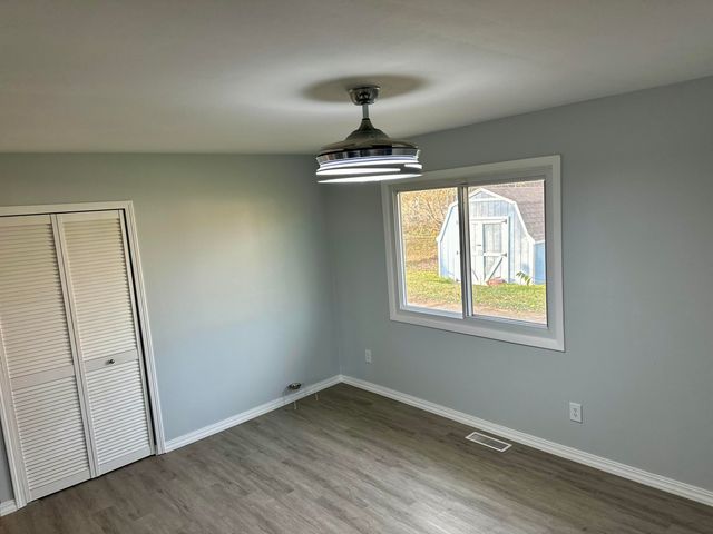 421 Sandalwood Drive, Valparaiso, IN 46385