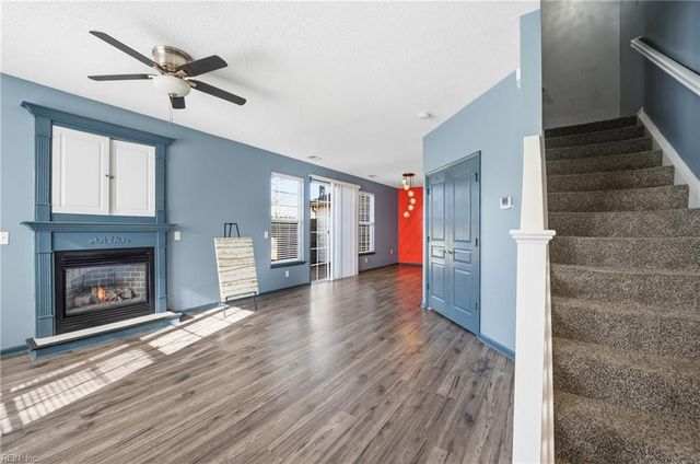 2377 Wessington DR, Virginia Beach, VA 23454