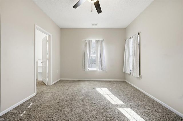 2377 Wessington DR, Virginia Beach, VA 23454