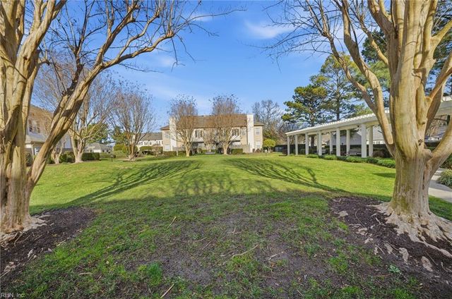 2377 Wessington DR, Virginia Beach, VA 23454