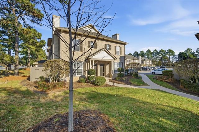 2377 Wessington DR, Virginia Beach, VA 23454