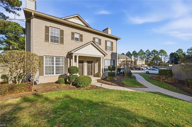 2377 Wessington DR, Virginia Beach, VA 23454