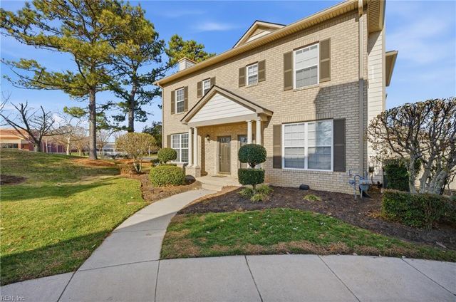 2377 Wessington DR, Virginia Beach, VA 23454