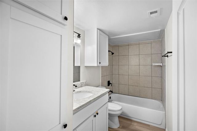3819 Southway DR 211, Austin, TX 78704
