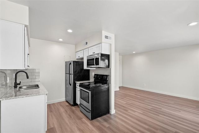 3819 Southway DR 211, Austin, TX 78704