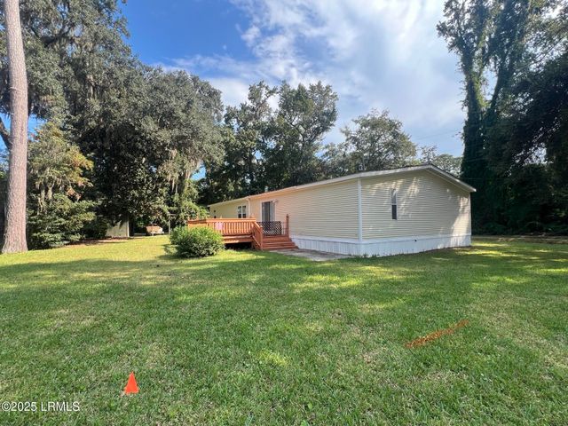 7 Allendale Street, Bluffton, SC 29910