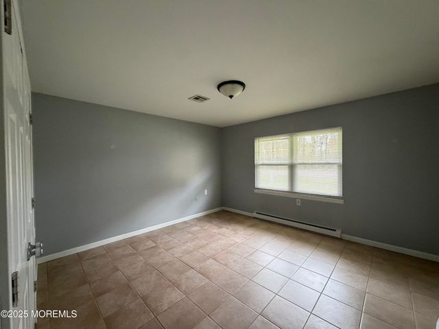 664D Plymouth Drive, Lakewood, NJ 08701