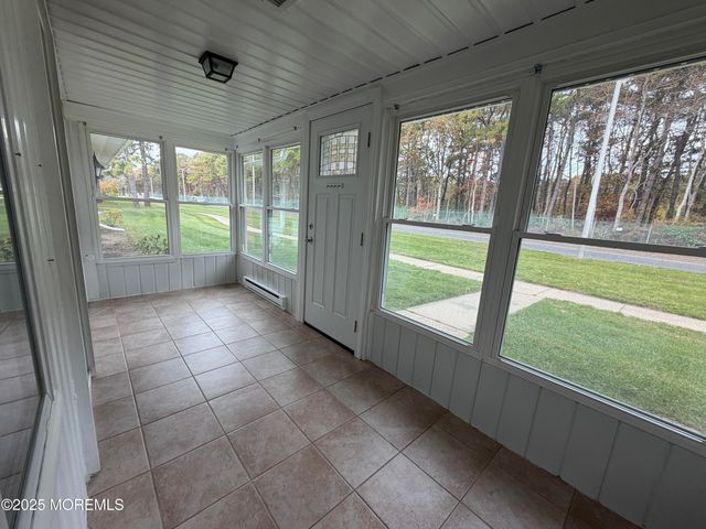 664D Plymouth Drive, Lakewood, NJ 08701