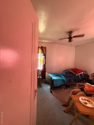 10325 Crocuslawn Street, Detroit, MI 48204