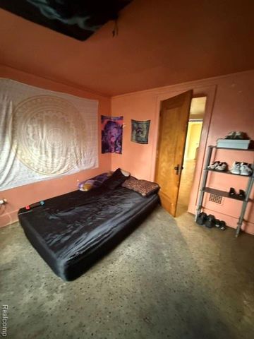 10325 Crocuslawn Street, Detroit, MI 48204