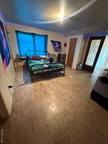 10325 Crocuslawn Street, Detroit, MI 48204