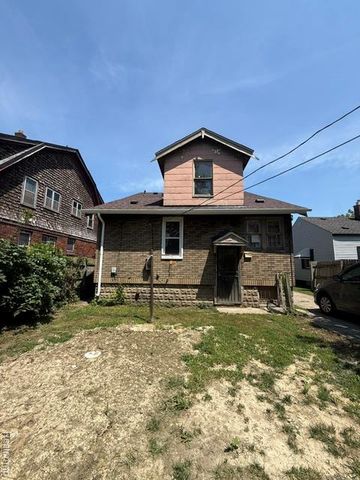 10325 Crocuslawn Street, Detroit, MI 48204