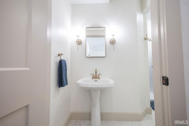 1122 S Fess Avenue, Bloomington, IN 47401