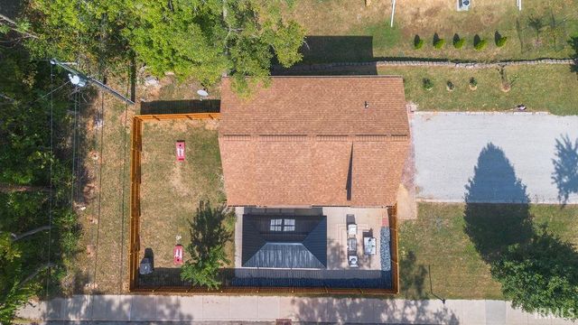 1122 S Fess Avenue, Bloomington, IN 47401