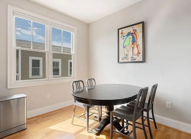 15 Dimick C, Somerville, MA 02143