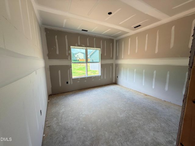 135 Grinnell Loop, Sanford, NC 27332
