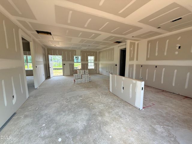 135 Grinnell Loop, Sanford, NC 27332