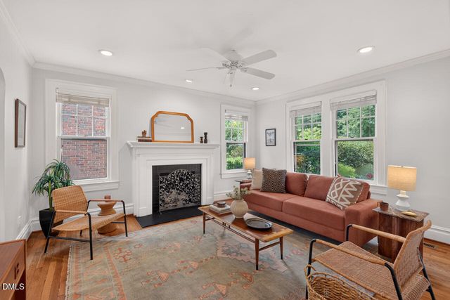 1917 W Club Boulevard, Durham, NC 27705