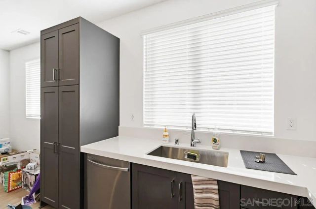 852 Makani St 4, Chula Vista, CA 91911