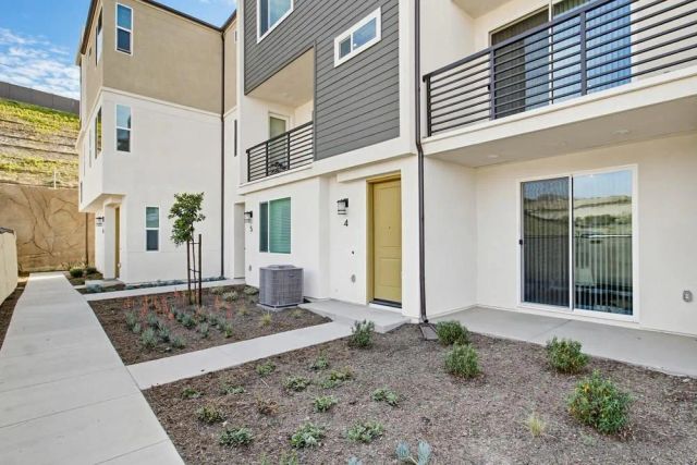 852 Makani St 4, Chula Vista, CA 91911