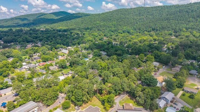 209 Avery Street, Hot Springs National Park, AR 71913