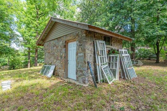 209 Avery Street, Hot Springs National Park, AR 71913