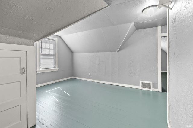 1712 Illinois Street, Fort Wayne, IN 46808