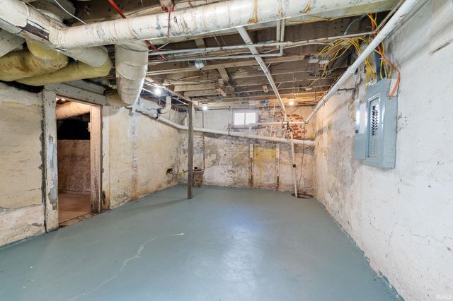 1712 Illinois Street, Fort Wayne, IN 46808