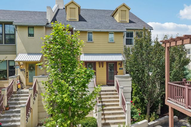 11391 S OSWEGO LN, South Jordan, UT 84009