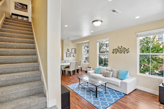 11391 S OSWEGO LN, South Jordan, UT 84009