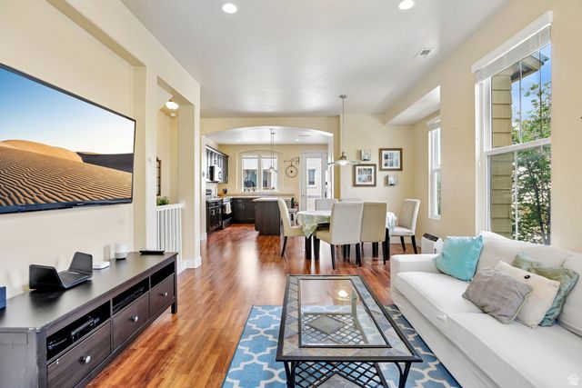 11391 S OSWEGO LN, South Jordan, UT 84009