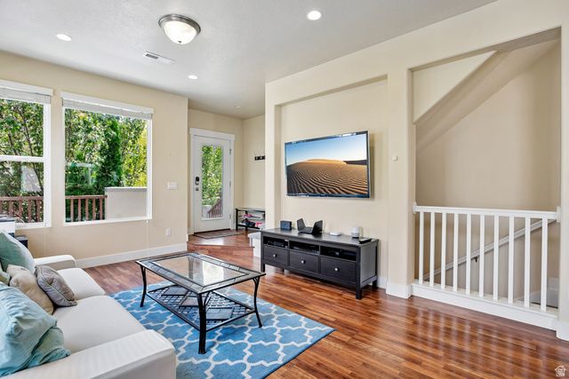 11391 S OSWEGO LN, South Jordan, UT 84009