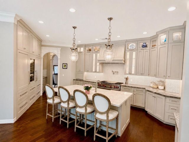 6 Noble Bend Place, The Woodlands, TX 77382