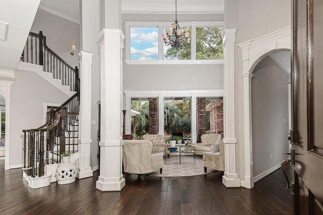6 Noble Bend Place, The Woodlands, TX 77382