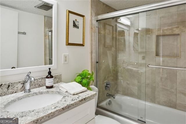 182 Triumph Drive NW, Atlanta, GA 30327