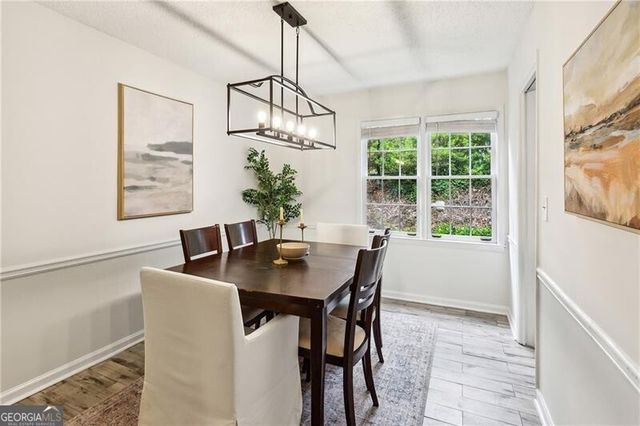 182 Triumph Drive NW, Atlanta, GA 30327