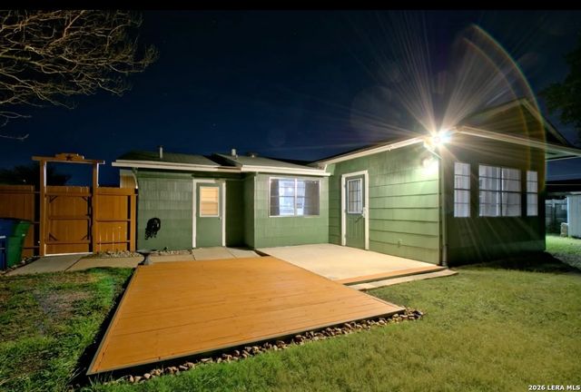 7226 WESTGLADE DR, San Antonio, TX 78227